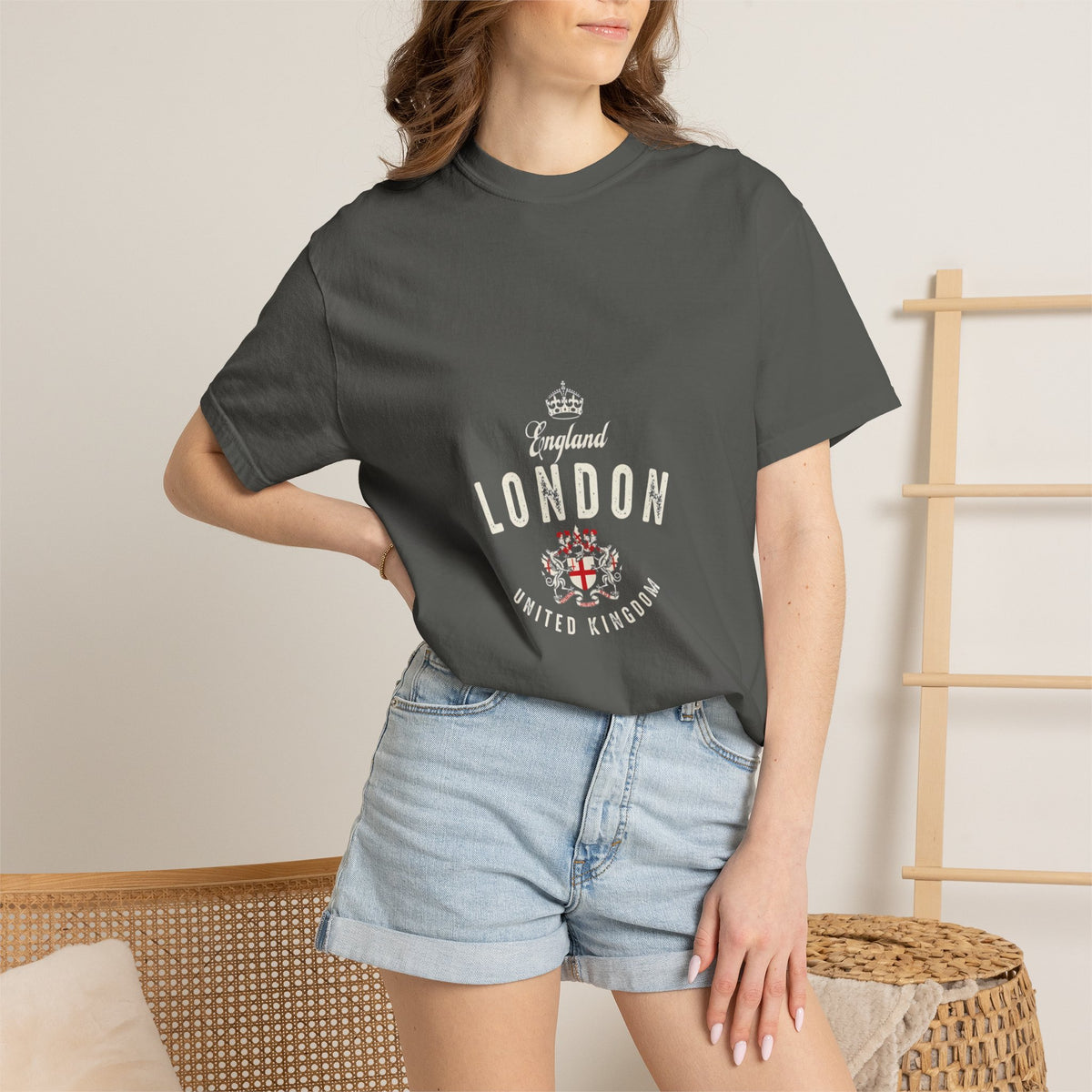 England London Vintage Crest Graphic Tee | Royal Crown Coat of Arms Design