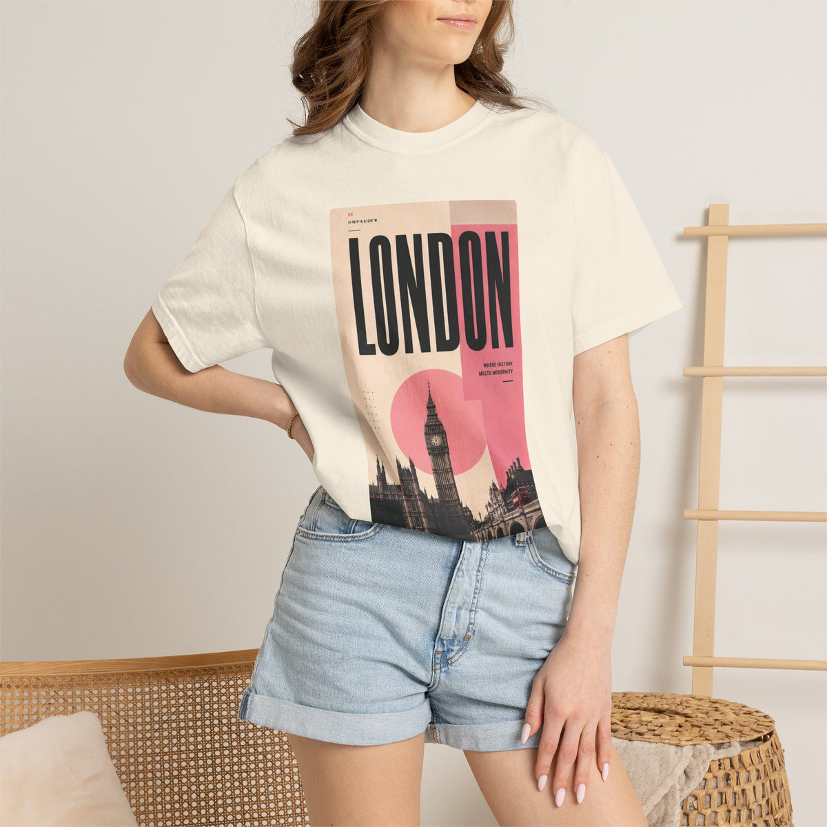 London Vintage Travel Poster Graphic Tee | Big Ben Retro Pink Design