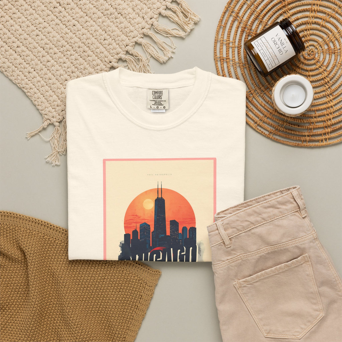 Windy City Chicago Retro Sunset Skyline Graphic Tee
